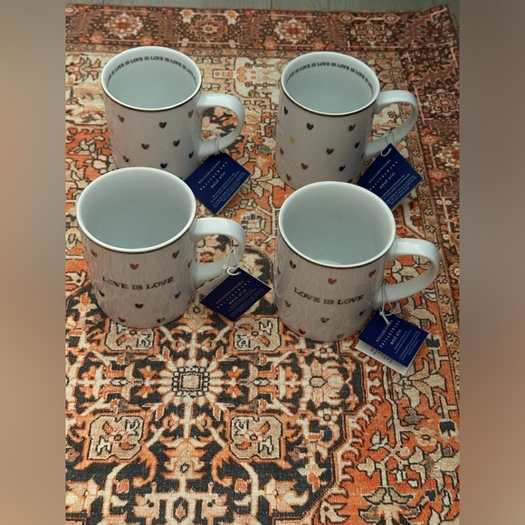 Set Of 4 Brand New W/ Original Tags ‘Love is Love’ Mugs Human Rights Campaign - Picture 11 of 16